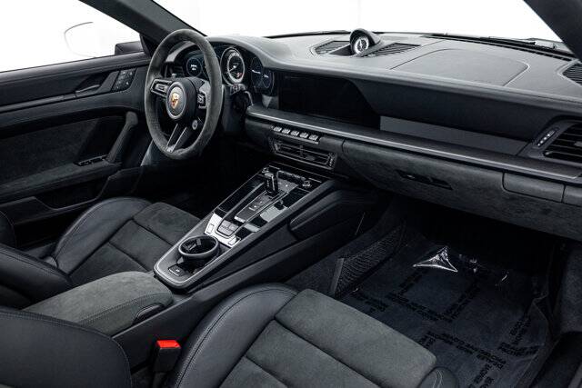 2024 911 Carrera GTS picture #20