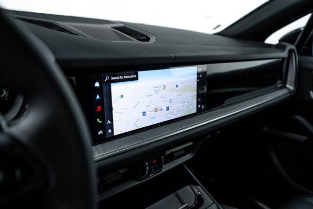 2026 Cayenne picture #16