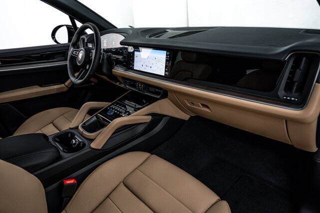 2026 Cayenne picture #10