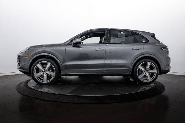 2026 Cayenne picture #2