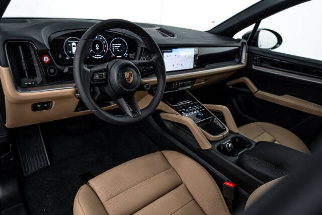 2026 Cayenne picture #4