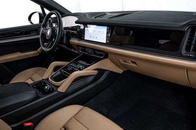 2026 Cayenne picture #12