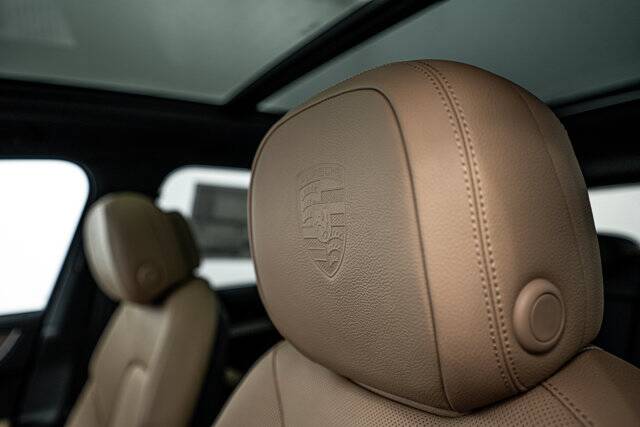 2026 Cayenne picture #23