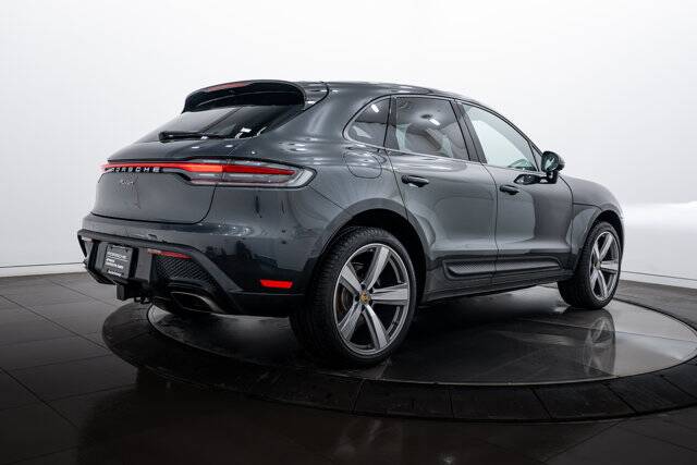 2026 Macan picture #7