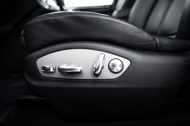 2026 Macan picture #18