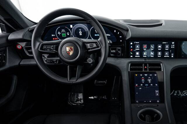 2025 Taycan 4 picture #24