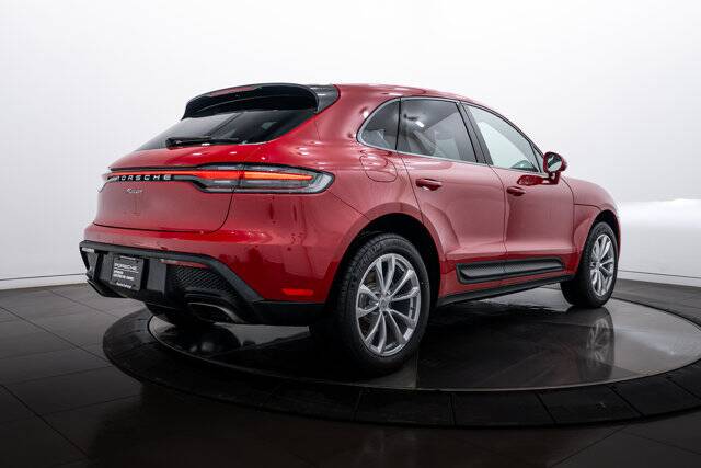 2026 Macan picture #7