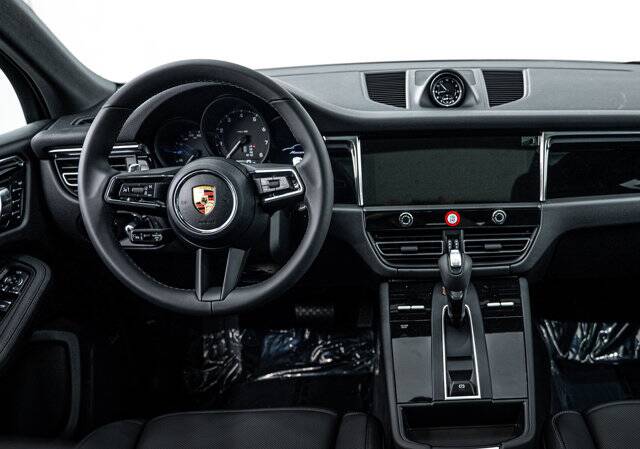 2026 Macan picture #13