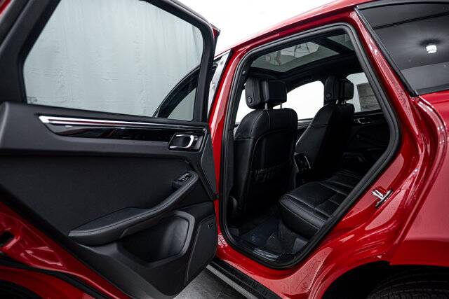 2026 Macan picture #21