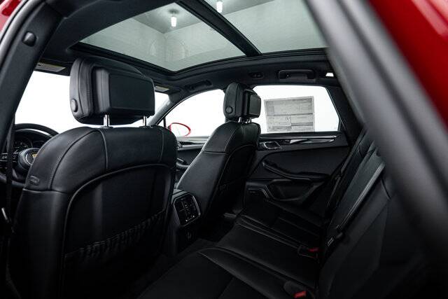 2026 Macan picture #23