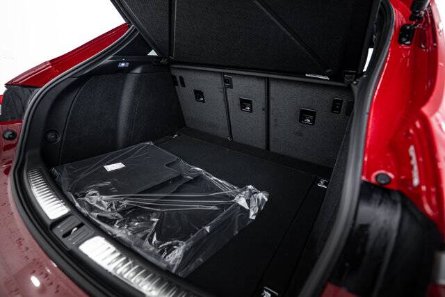 2026 Macan picture #24