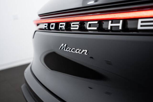2026 Macan picture #12