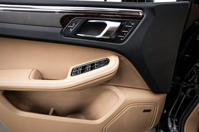 2026 Macan picture #18