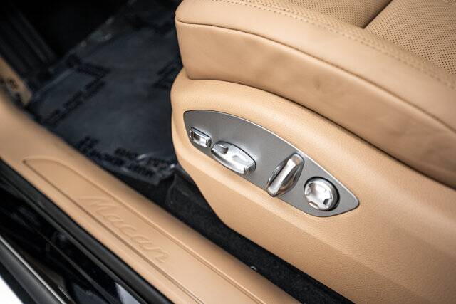 2026 Macan picture #21