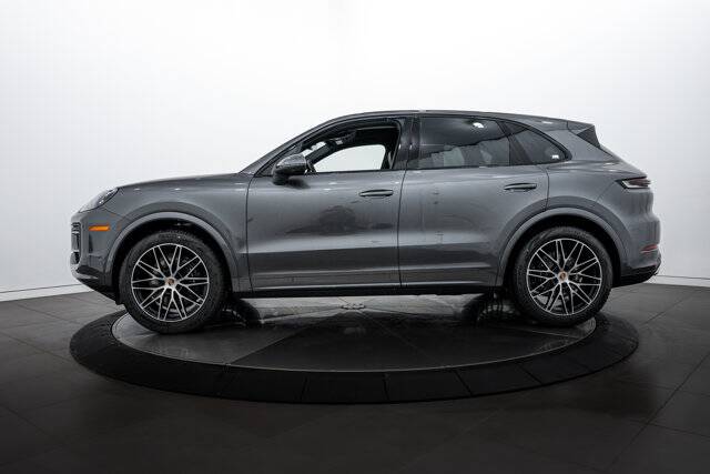 2026 Cayenne picture #2