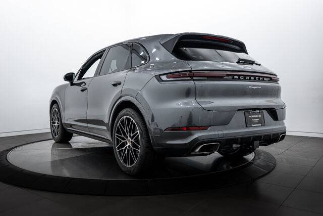 2026 Cayenne picture #3