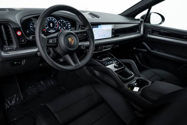 2026 Cayenne picture #4