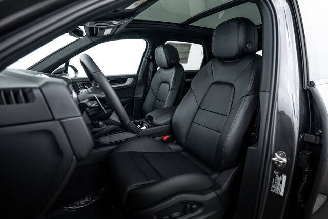 2026 Cayenne picture #5