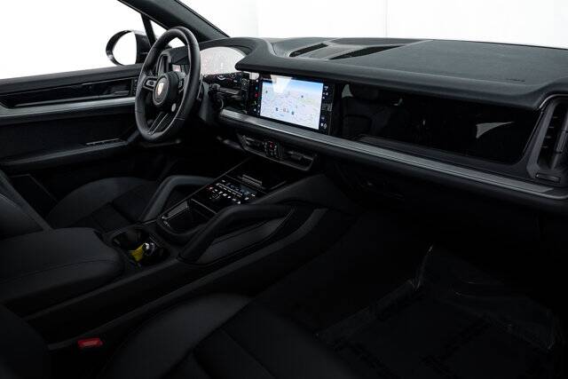 2026 Cayenne picture #12