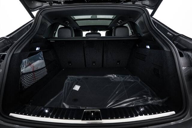 2026 Cayenne picture #13