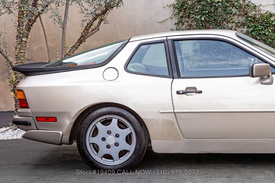 1989 944 picture #12