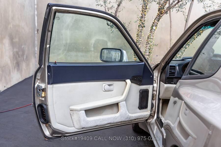 1989 944 picture #16