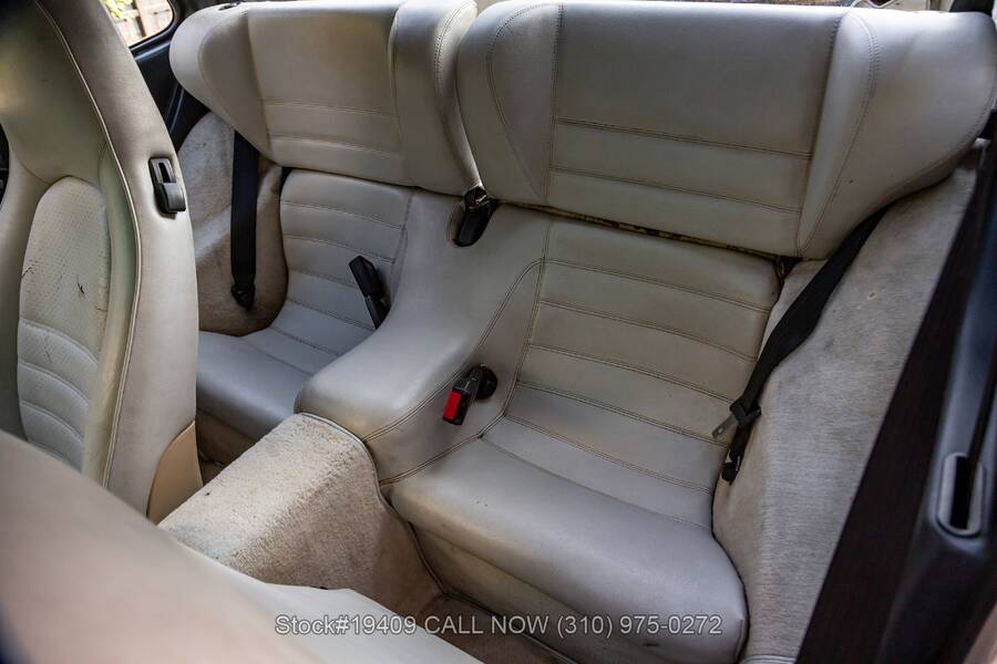 1989 944 picture #18