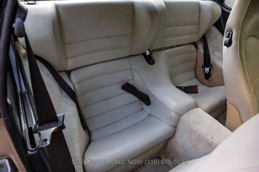 1989 944 picture #22