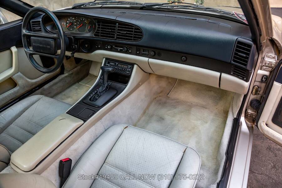 1989 944 picture #23