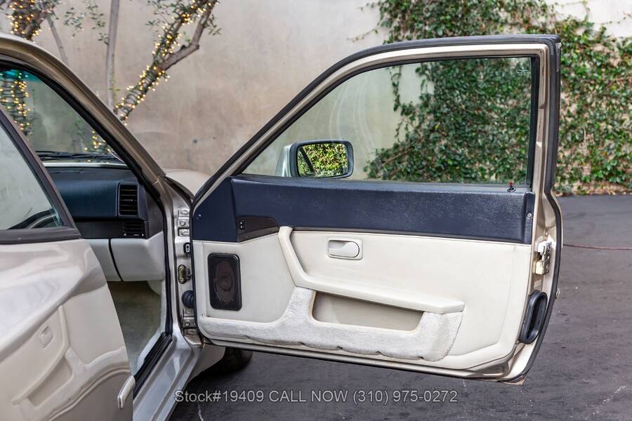 1989 944 picture #24