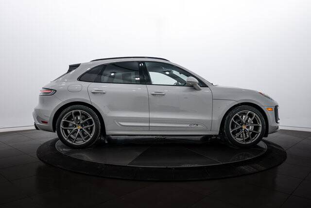 2025 Macan GTS picture #8