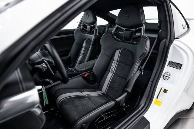 2018 911 GT3 picture #5