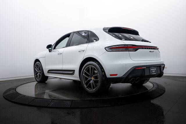 2023 Macan T picture #3