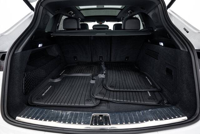 2025 Cayenne picture #13