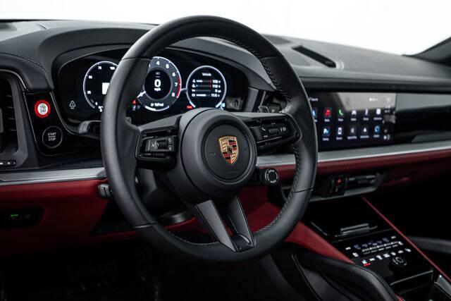 2025 Cayenne picture #15