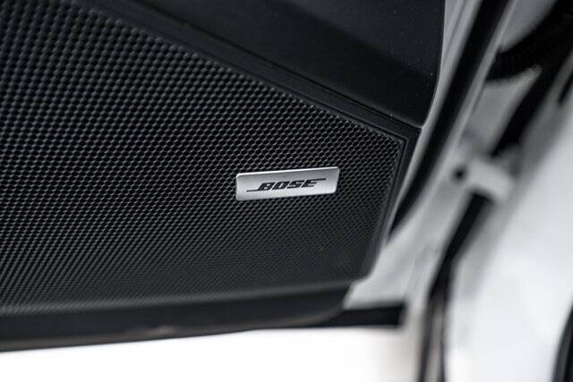 2025 Cayenne picture #19