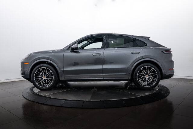 2025 Cayenne picture #2