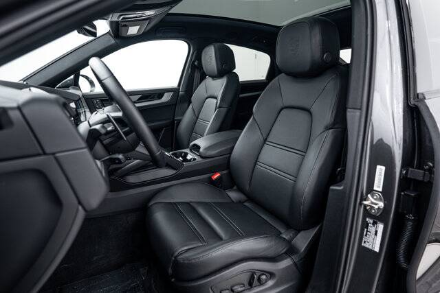 2025 Cayenne picture #5