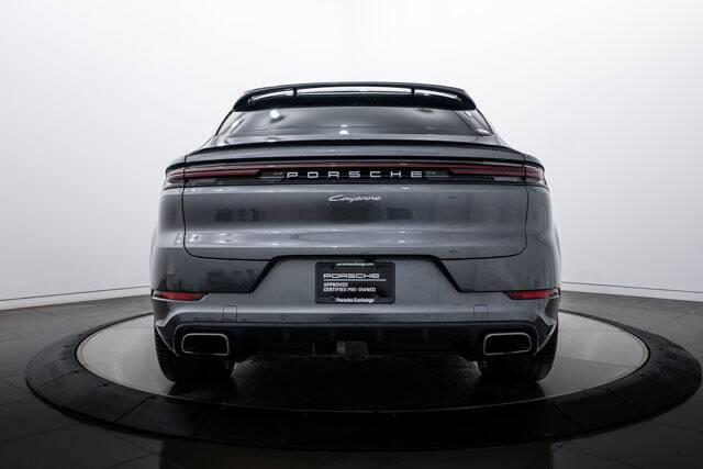 2025 Cayenne picture #6