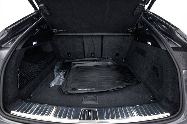 2025 Cayenne picture #14