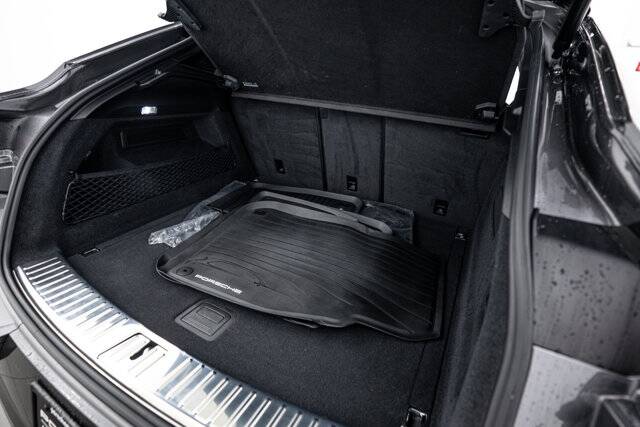 2025 Cayenne picture #15