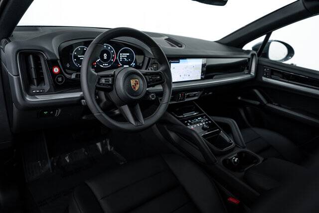 2026 Cayenne picture #4