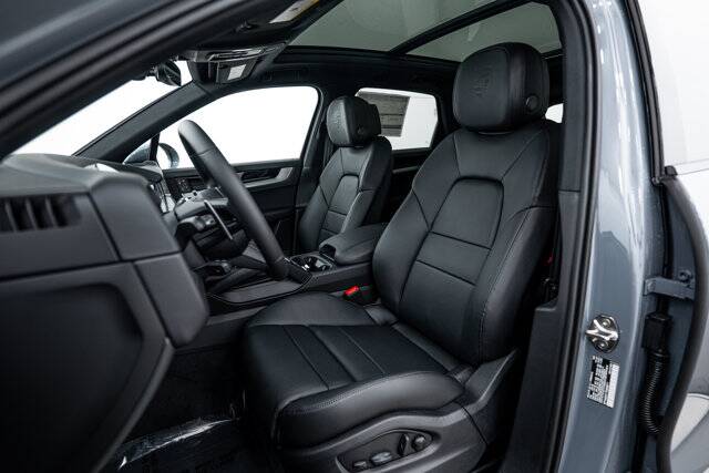 2026 Cayenne picture #5