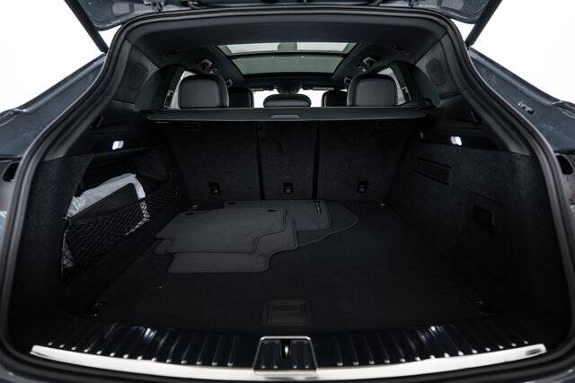 2026 Cayenne picture #14