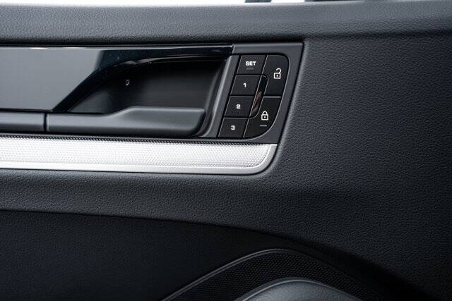 2026 Cayenne picture #20