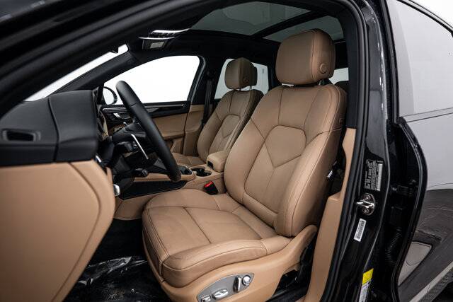 2026 Macan picture #5