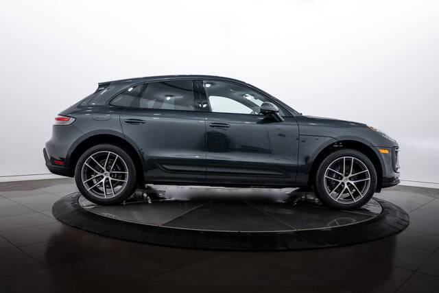 2026 Macan picture #8