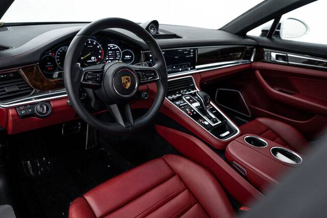 2022 Panamera 4 E-Hybrid picture #4