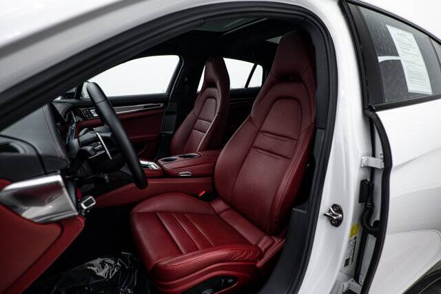 2022 Panamera 4 E-Hybrid picture #5