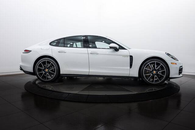 2022 Panamera 4 E-Hybrid picture #8
